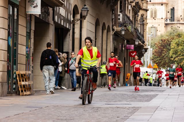 Cursa Antiracista — Àlex Belza